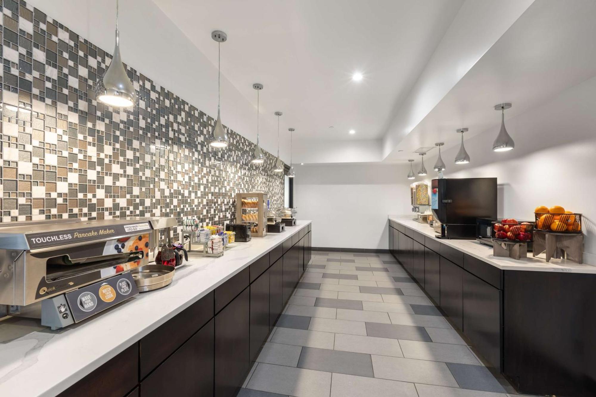 Best Western Inn & Suites - Midway Airport Burbank Εξωτερικό φωτογραφία